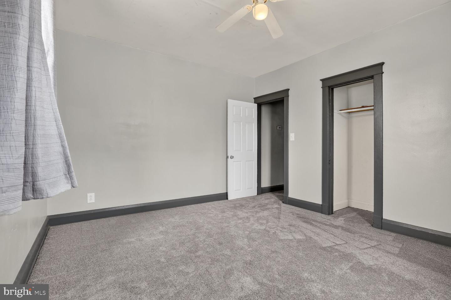 2600 Roselawn Ave Property Photo 9