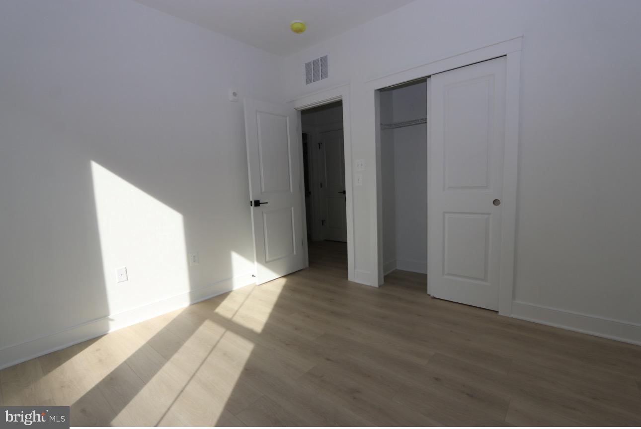 117 E Cromwell St #10a Property Photo 11