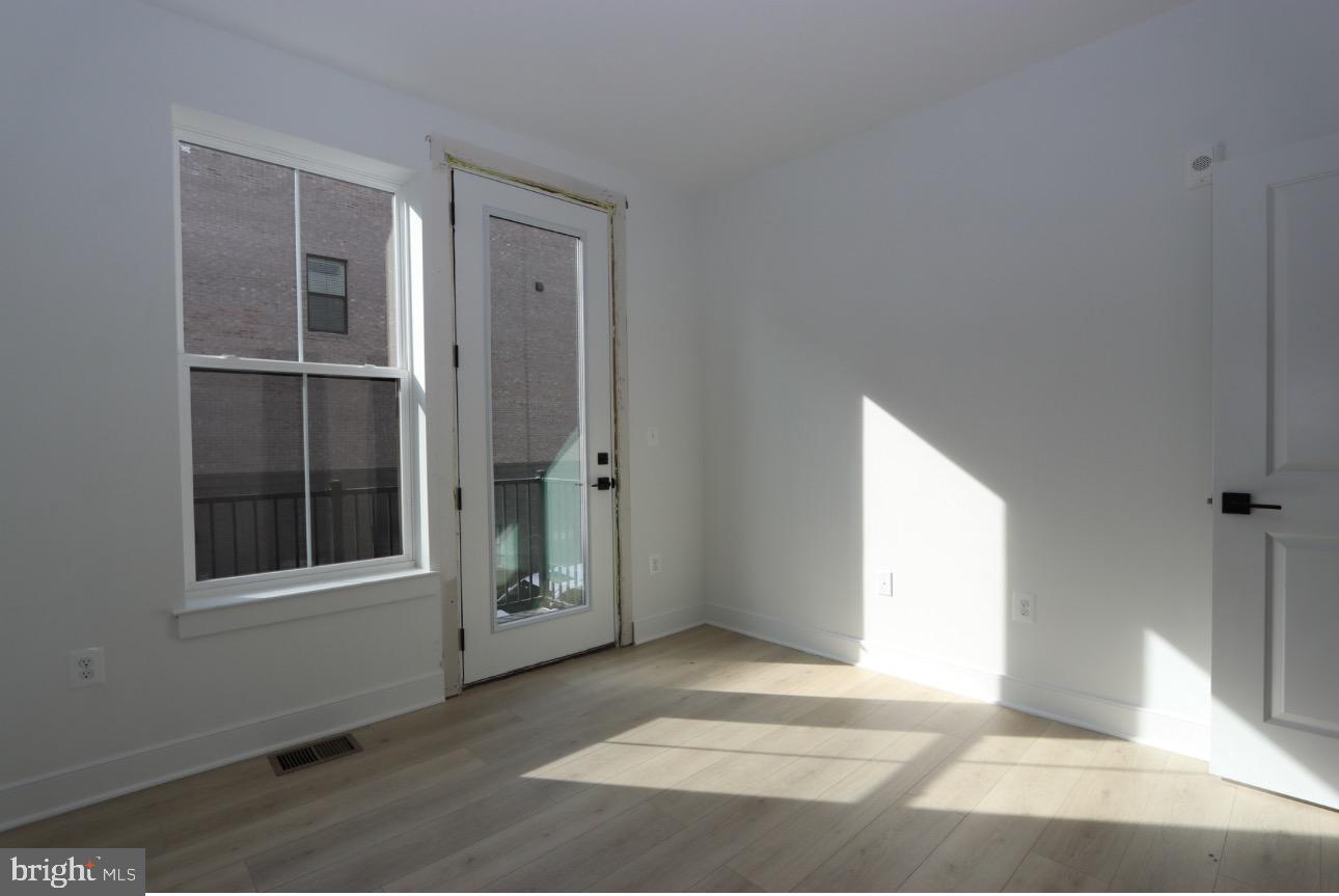 117 E Cromwell St #10a Property Photo 13