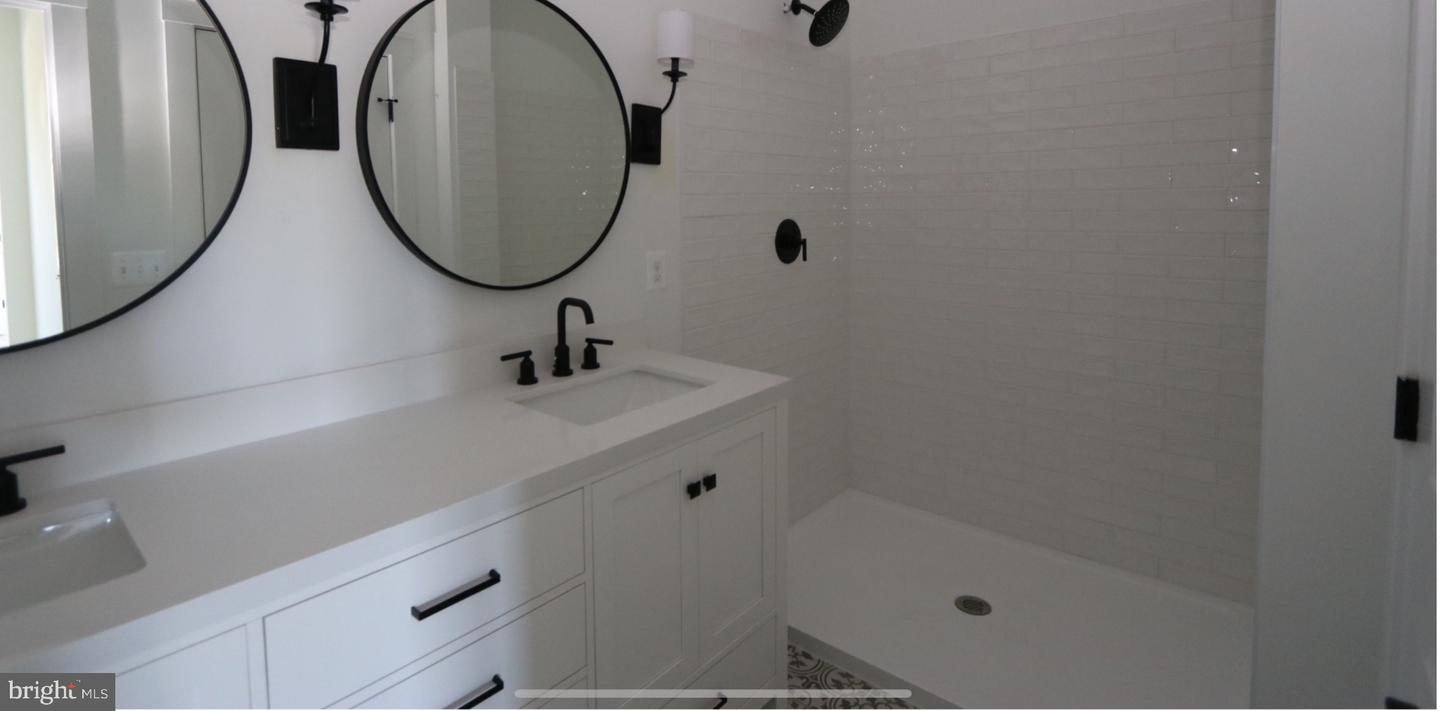 117 E Cromwell St #10a Property Photo 26