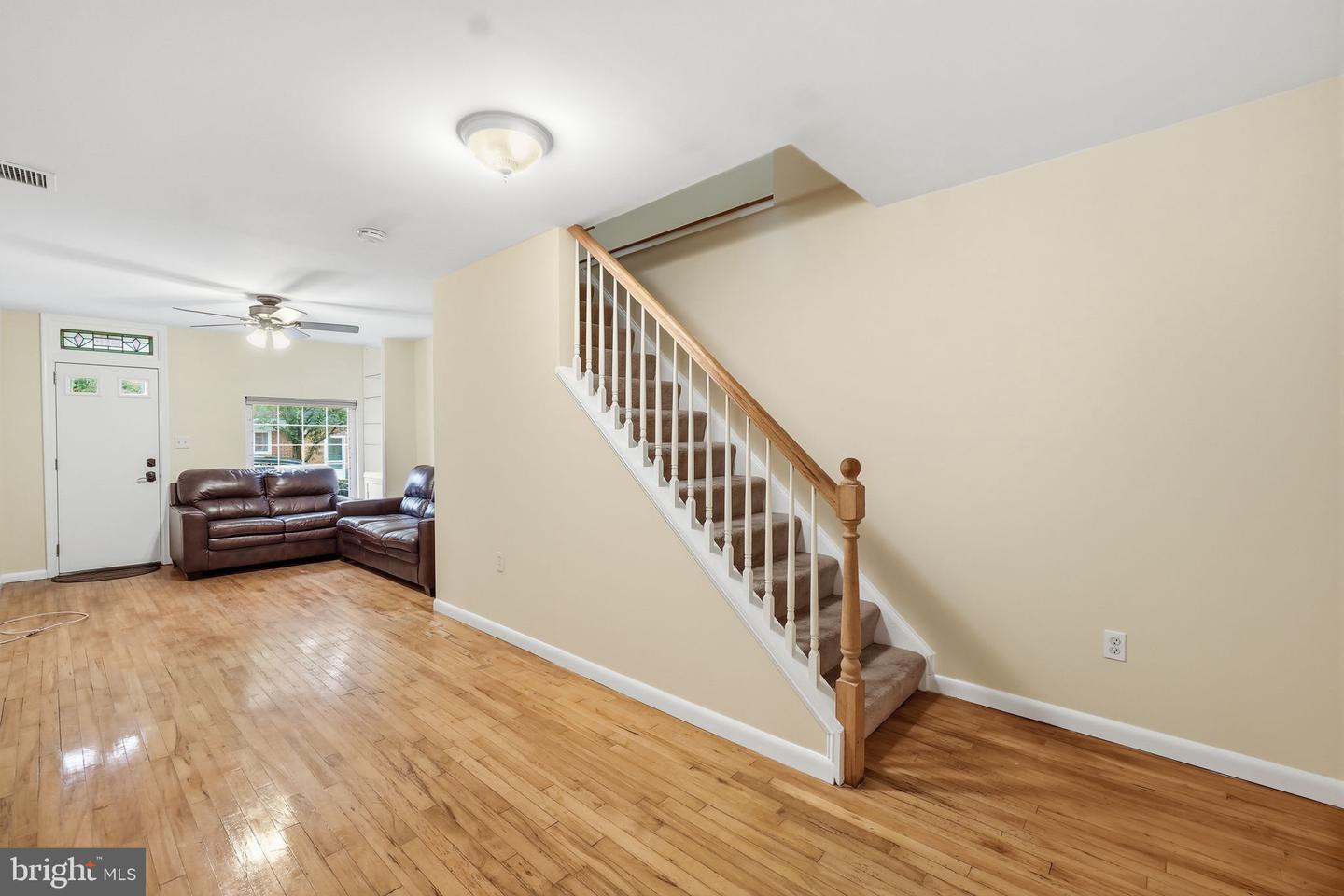 2340 Fleet St Property Photo 2