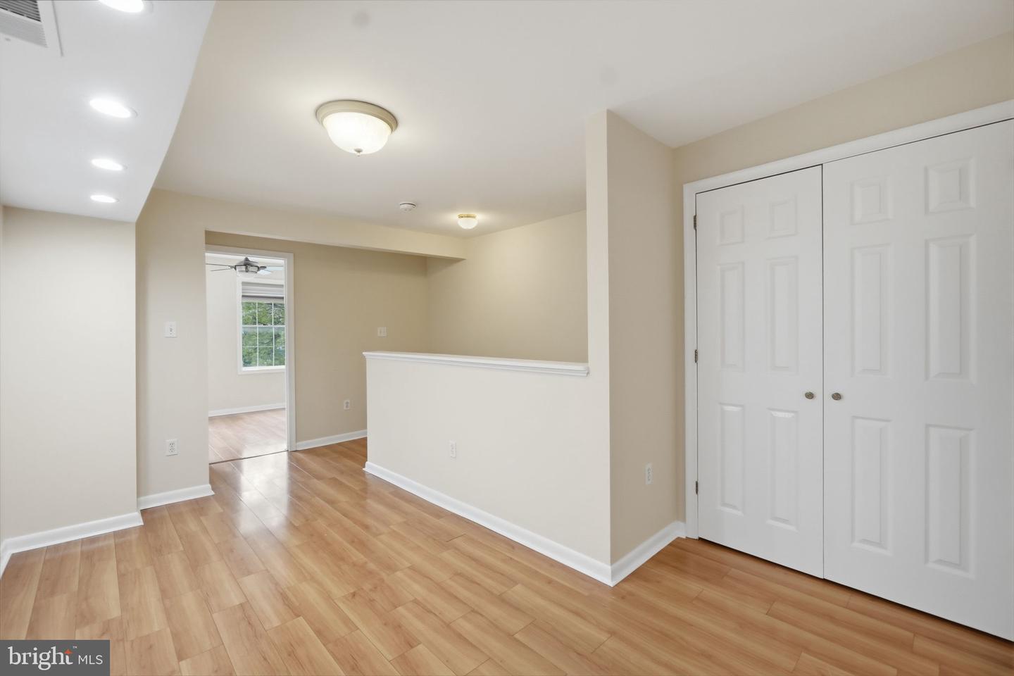 2340 Fleet St Property Photo 11