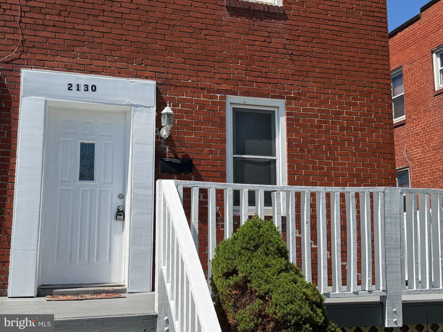 2130 Harman Ave Property Photo 1