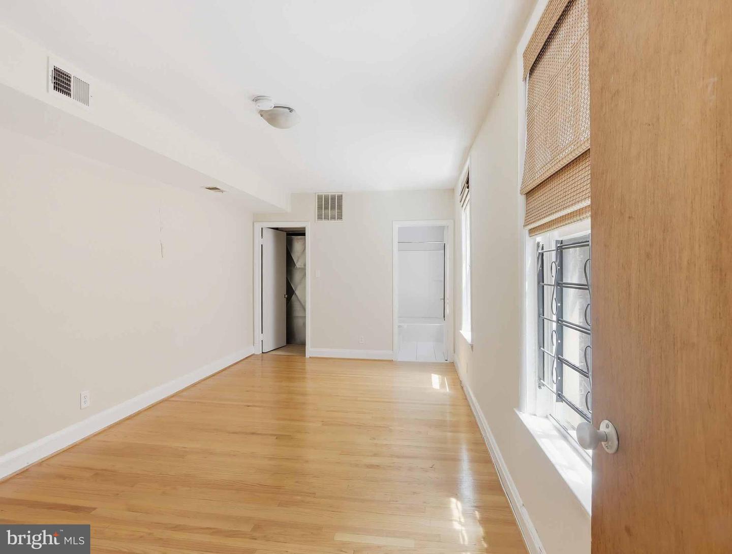 827 N Howard St Property Photo 29