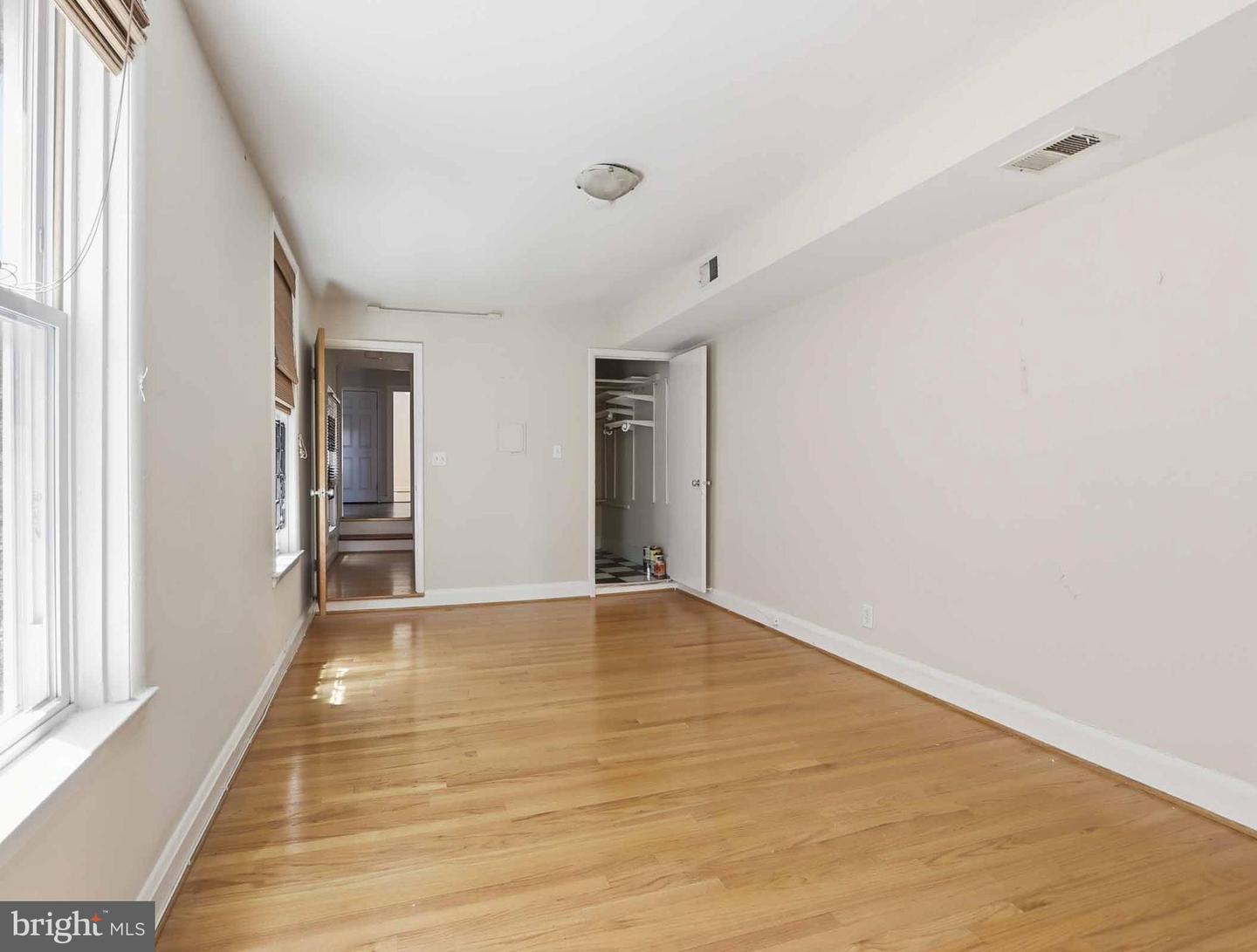 827 N Howard St Property Photo 30