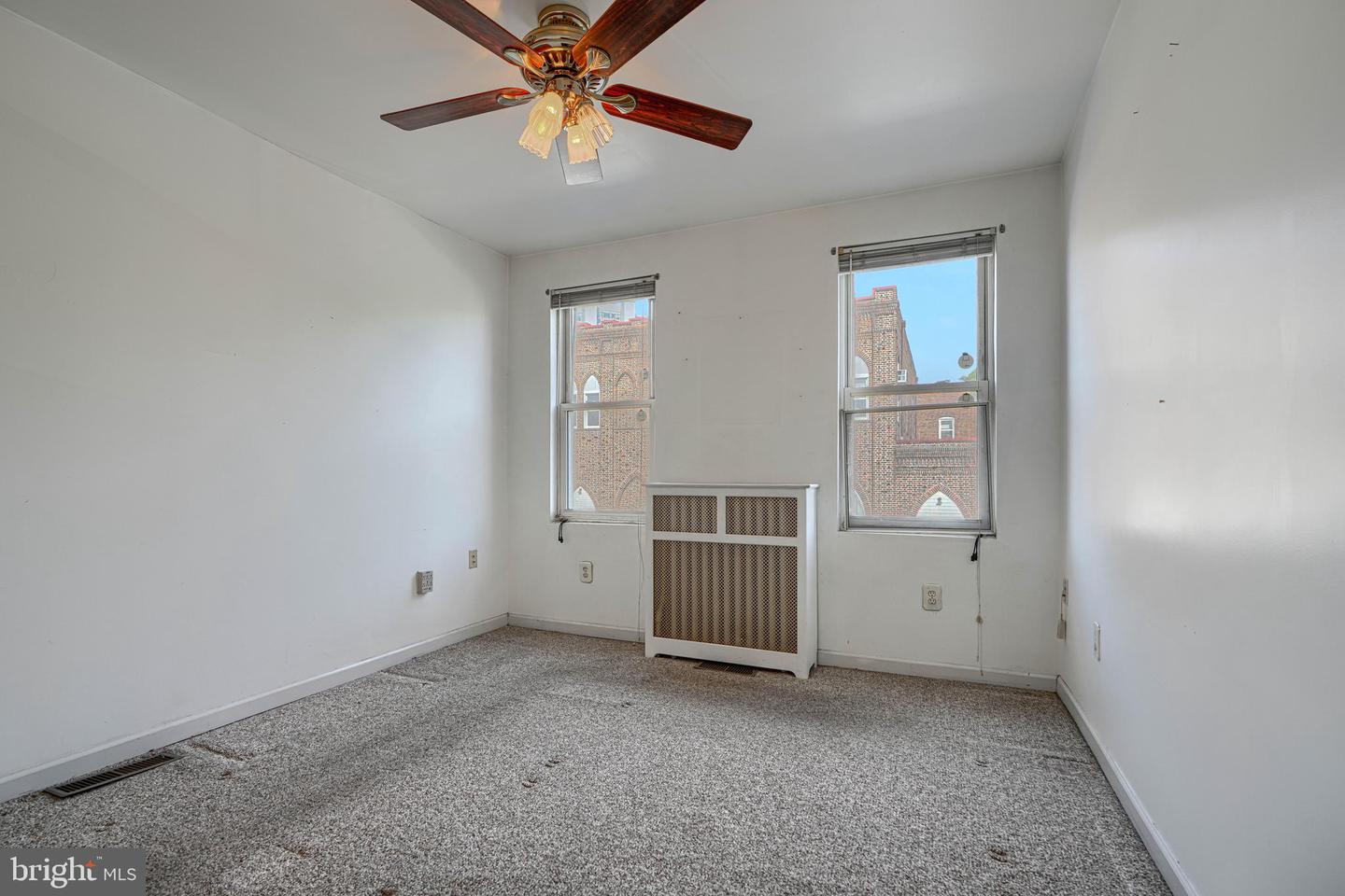 1414 Towson St Property Photo 14