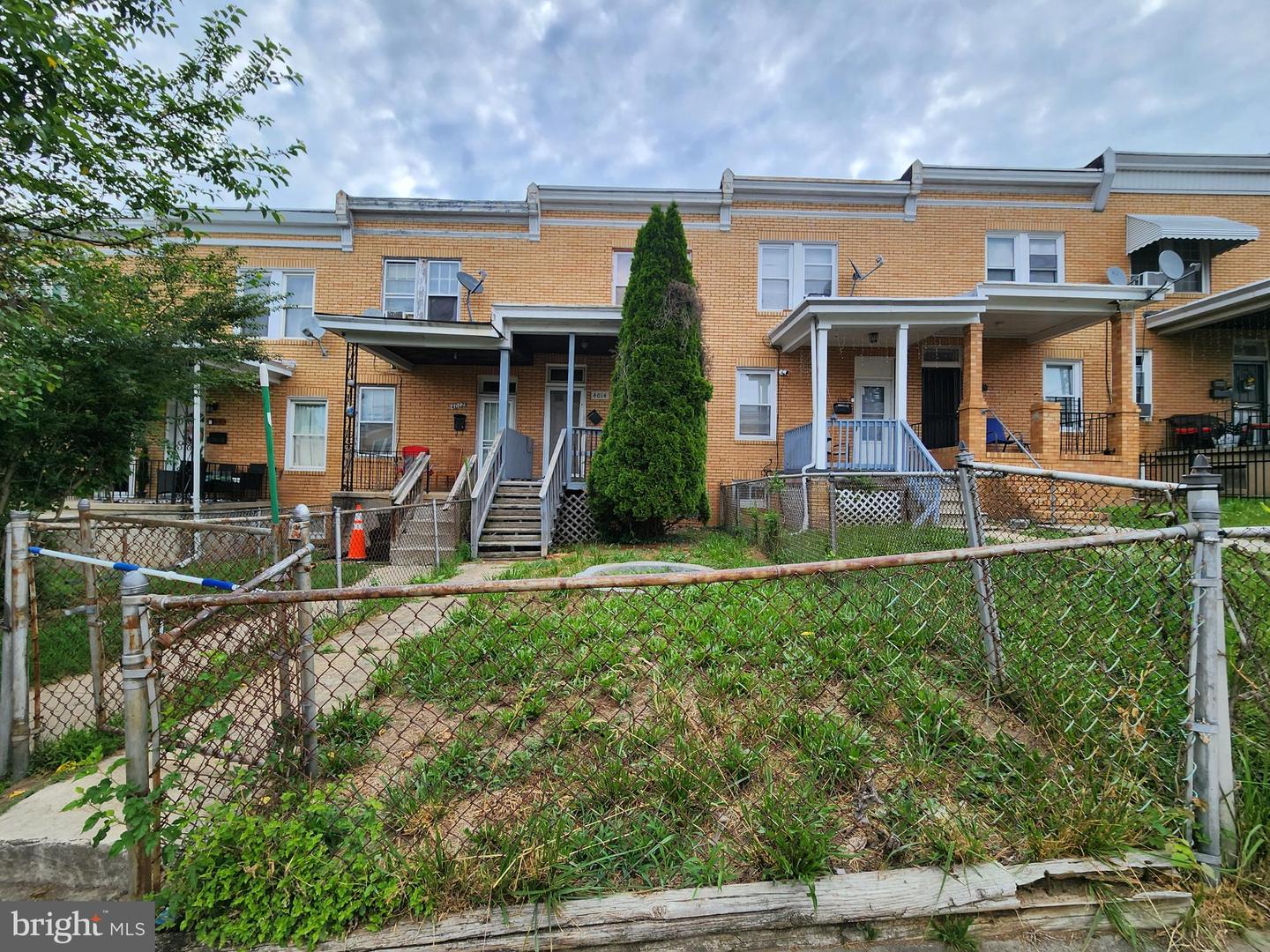 4014 EIERMAN AVE Property Photo 1
