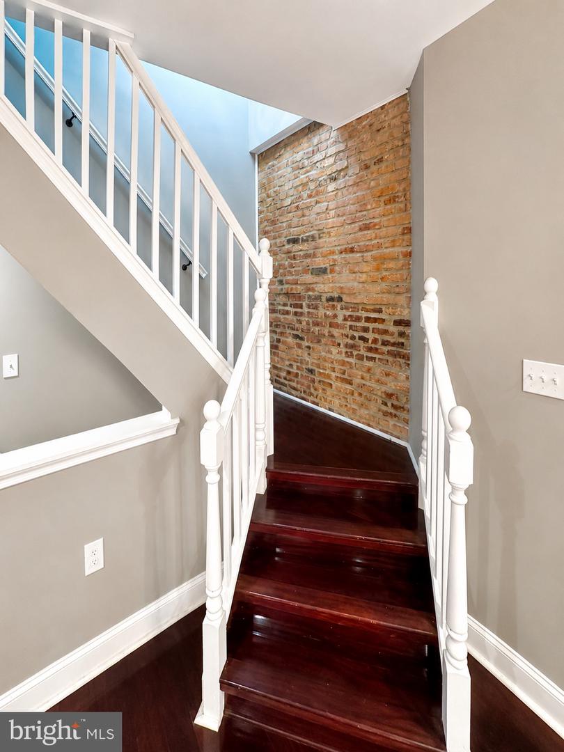 1610 E Federal St Property Photo 9