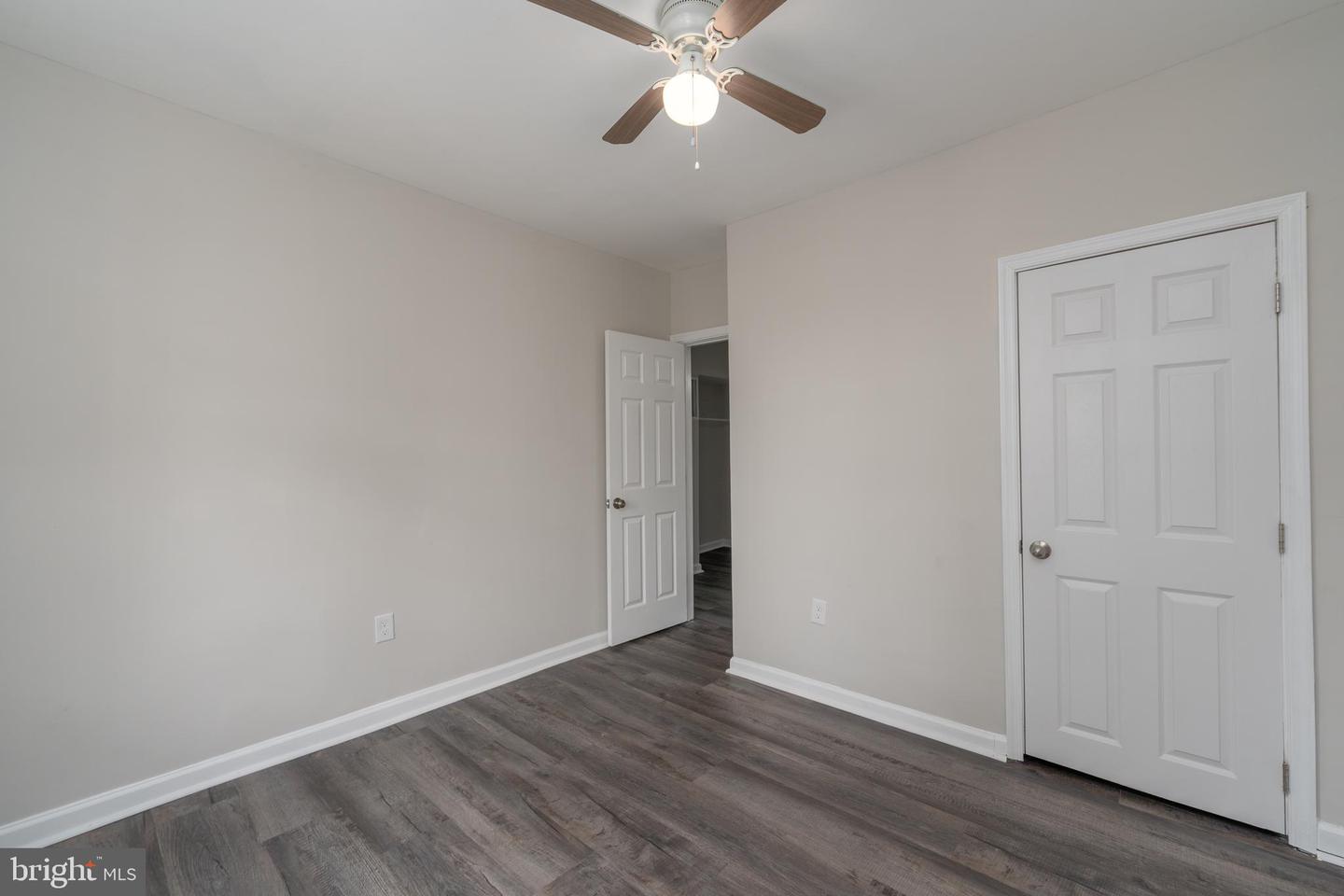 2626 Oswego Ave Property Photo 22