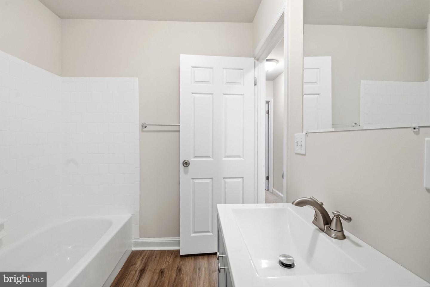 523 N Patterson Park Ave Property Photo 12