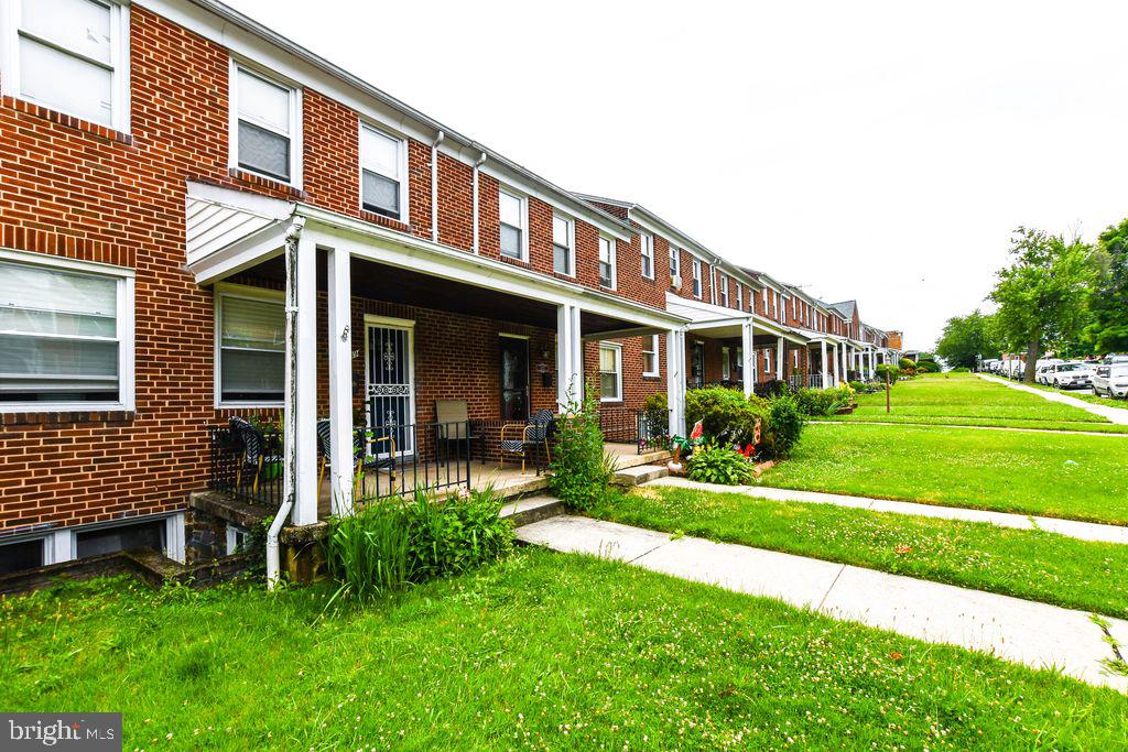 3429 Parklawn Ave Property Photo 5