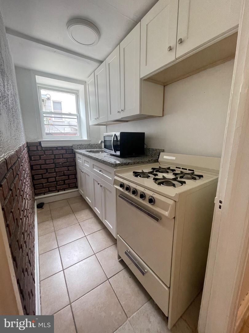 3301 Guilford Ave #4 Property Photo 8