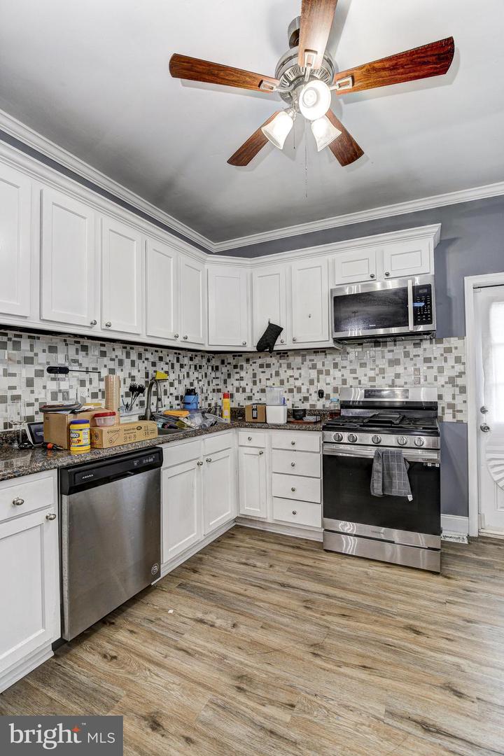 925 N Kresson St Property Photo 11