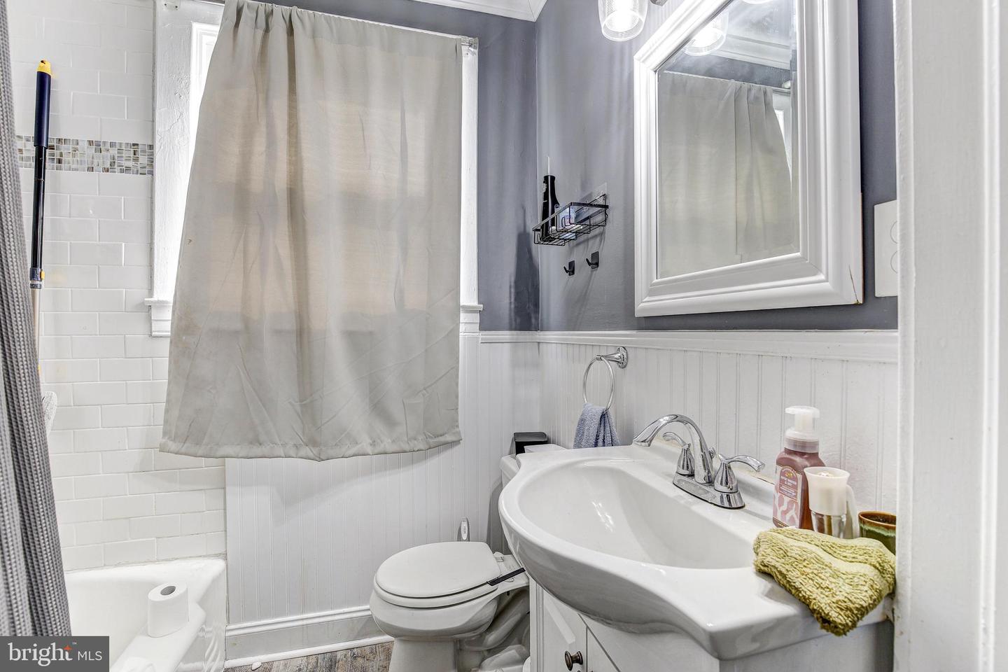 925 N Kresson St Property Photo 19