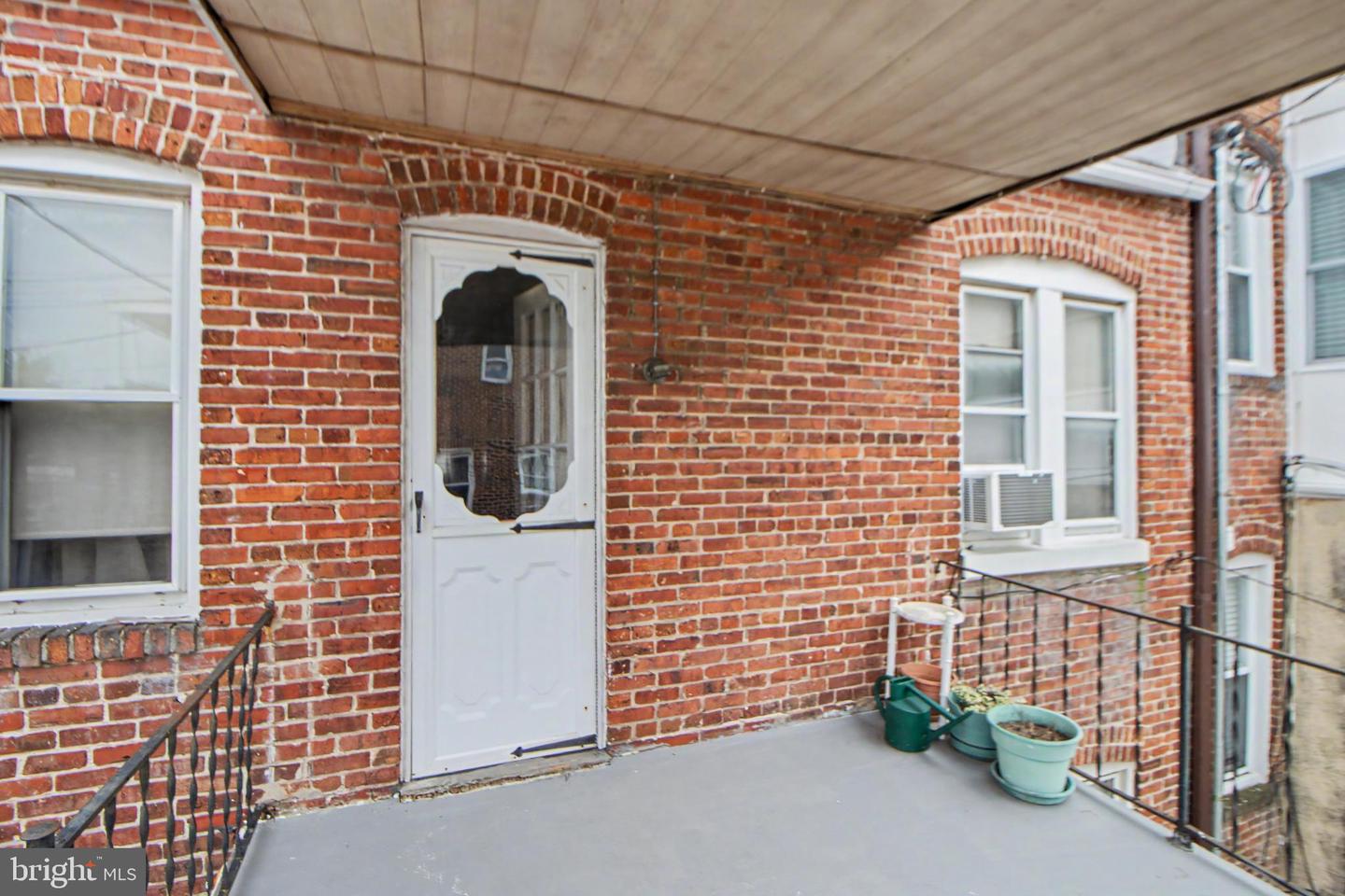 4020 Edmondson Ave Property Photo 18