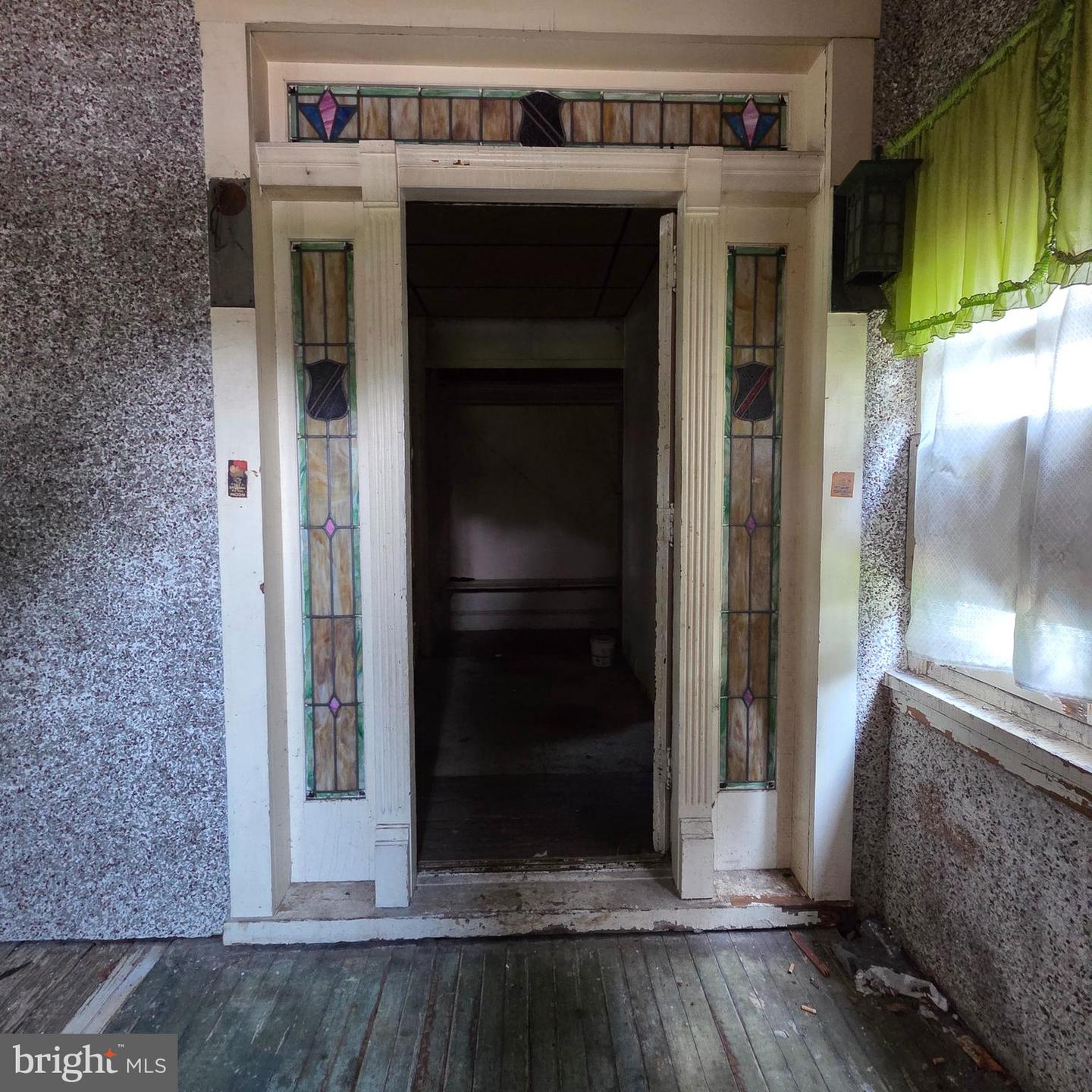 1701 Dundalk Ave Property Photo 3