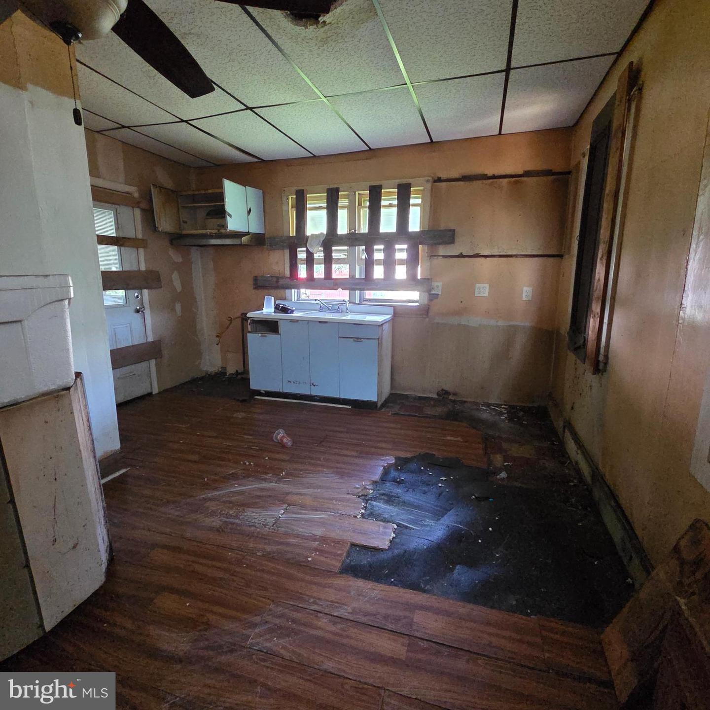 1701 Dundalk Ave Property Photo 7