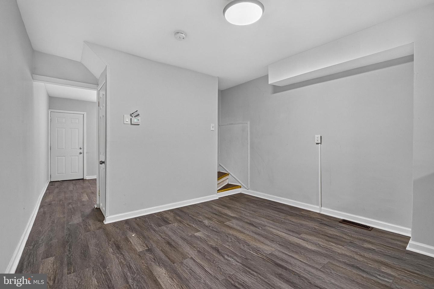 2012 Etting St Property Photo 9