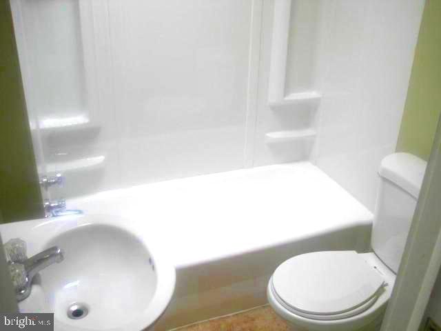2822 Waterview Ave Property Photo 13