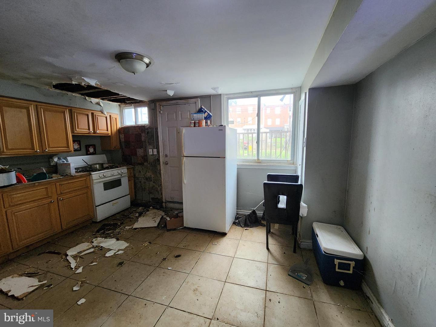 4119 Balfern Ave Property Photo 8