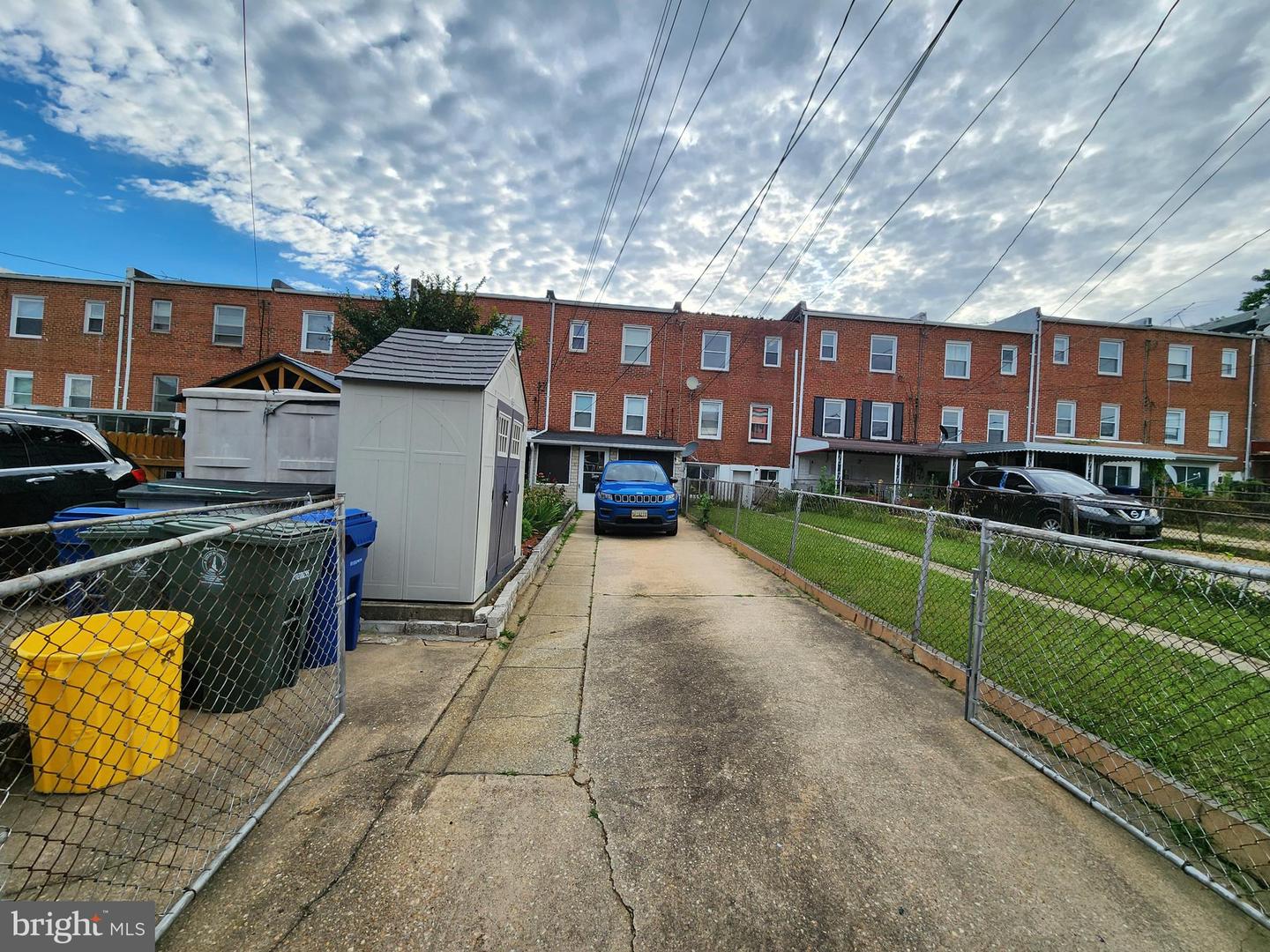 4119 Balfern Ave Property Photo 17