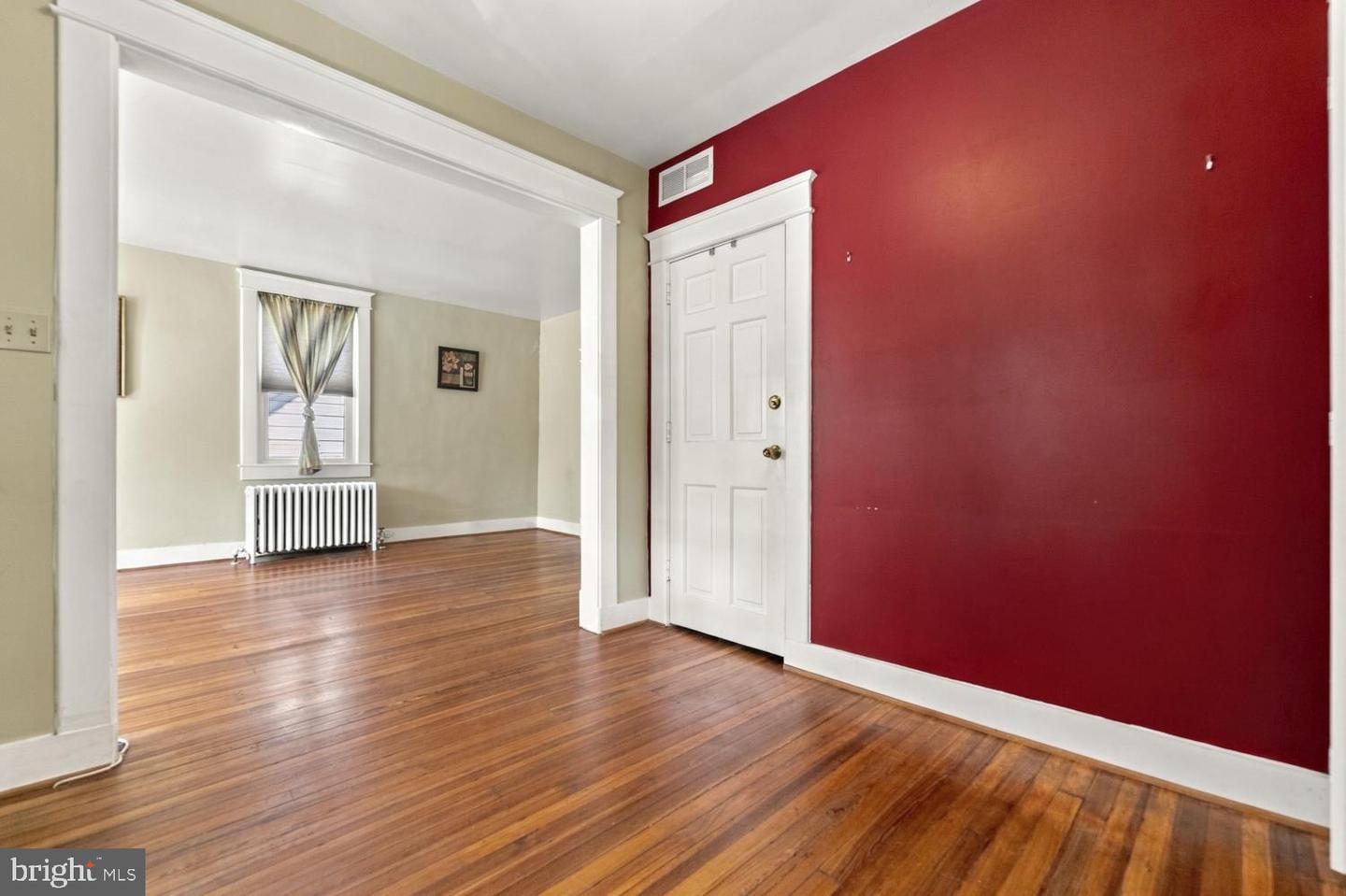 3104 Woodhome Ave Property Photo 6