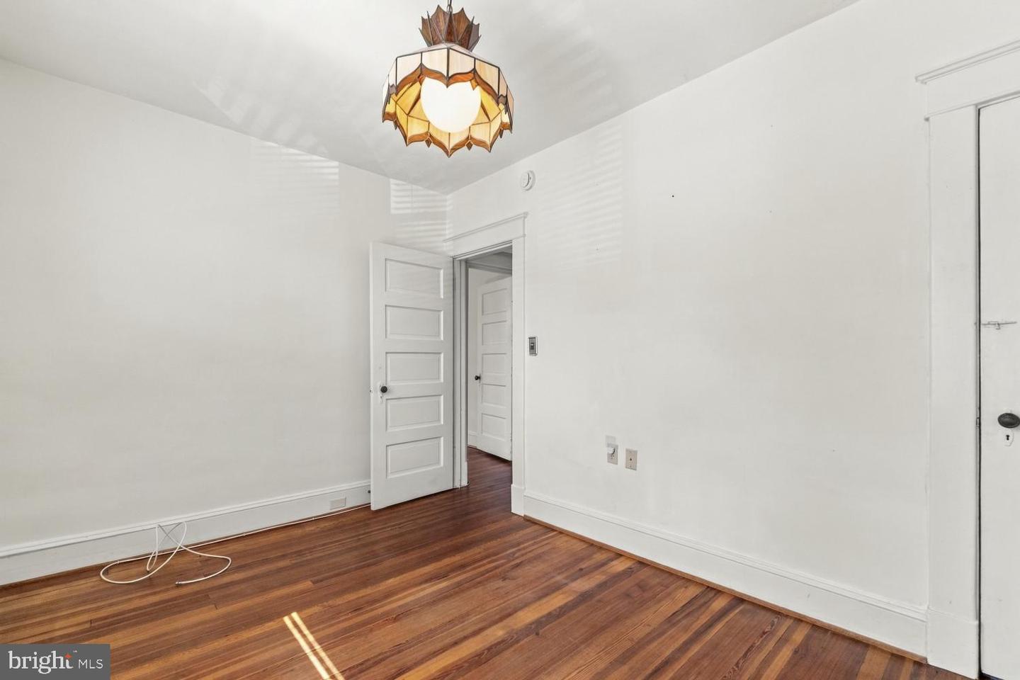 3104 Woodhome Ave Property Photo 16