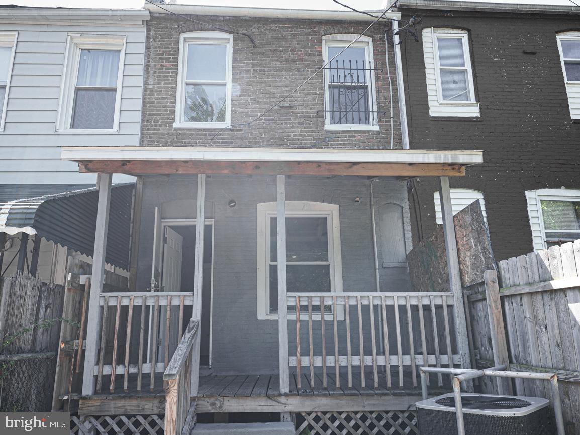 2410 Frederick Ave Property Photo 20