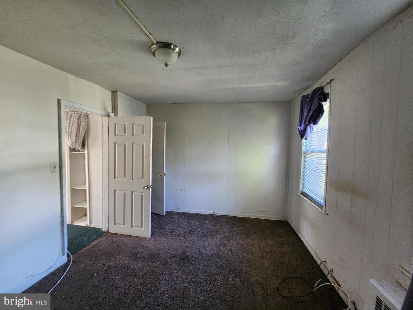 933 N Franklintown Rd Property Photo 11