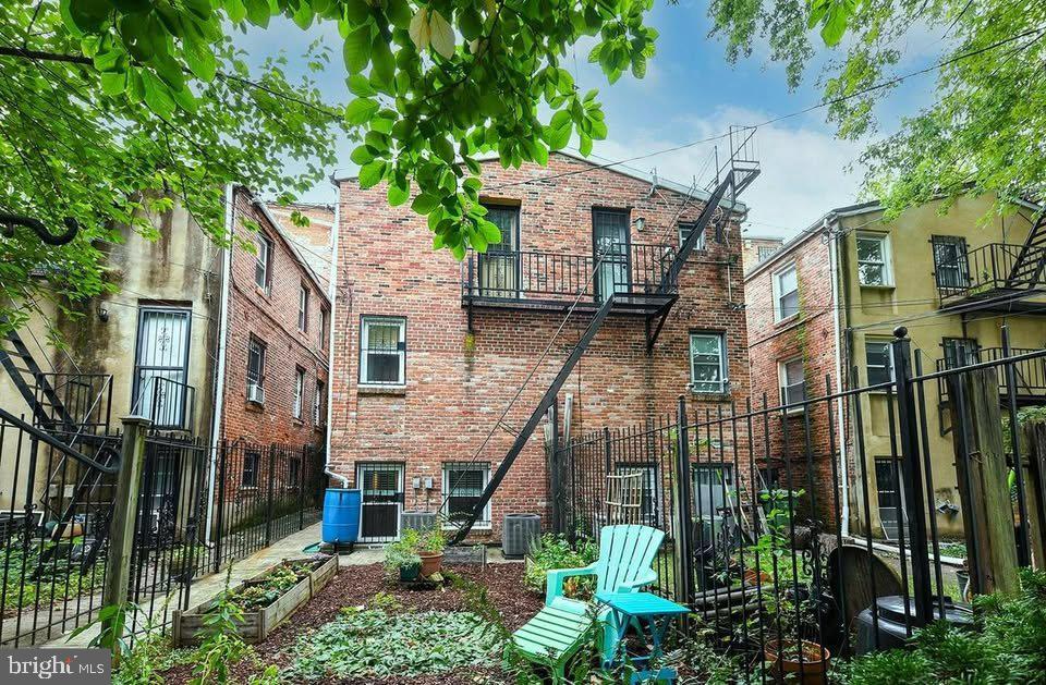1317 Hollins St #2 Property Photo 10