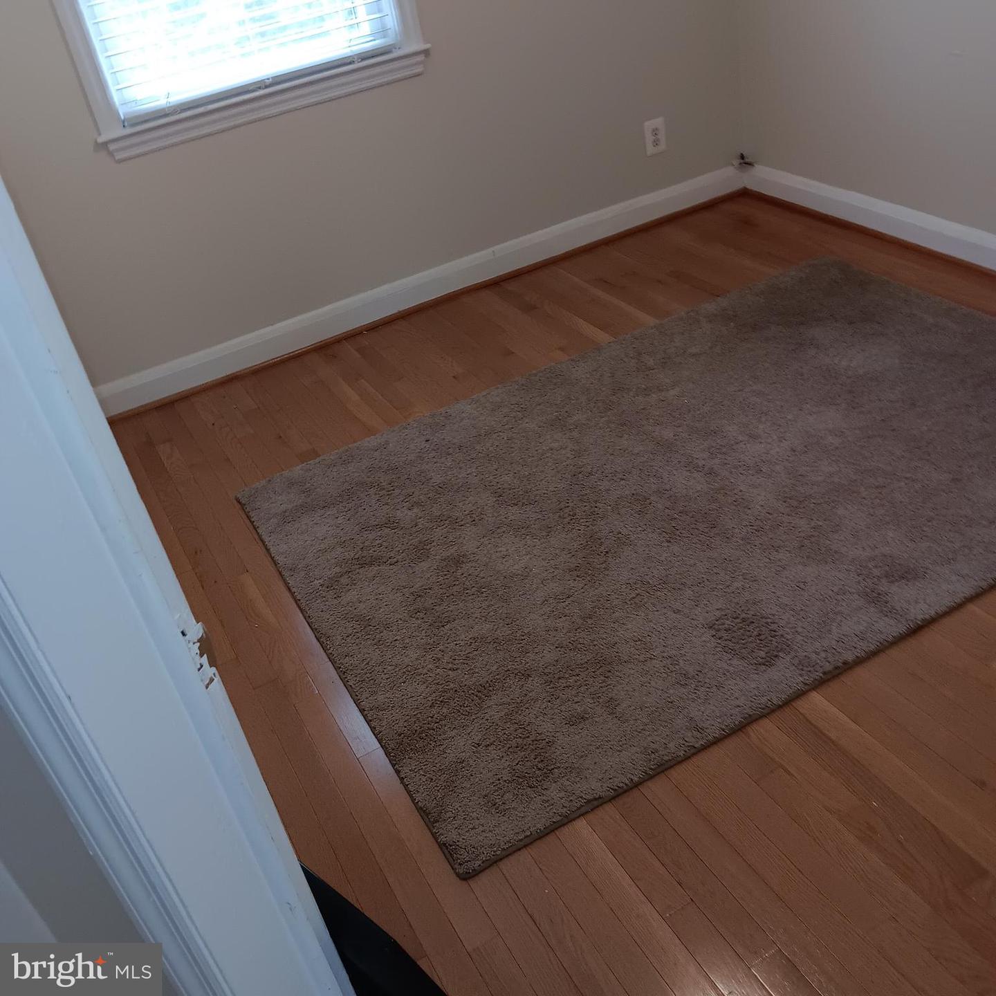 5809 Chinquapin Pkwy Property Photo 2