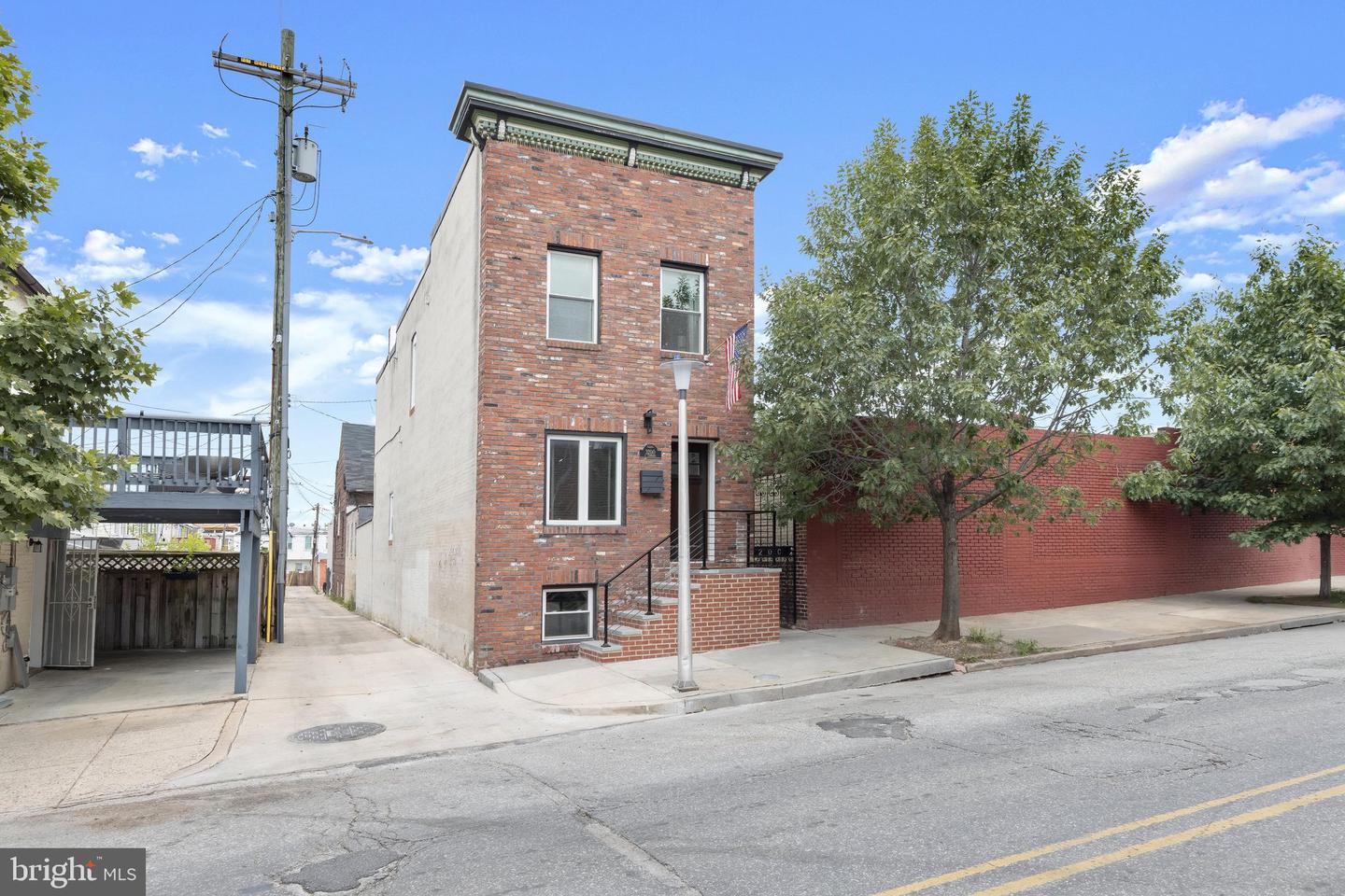 3200 E Lombard St Property Photo 2