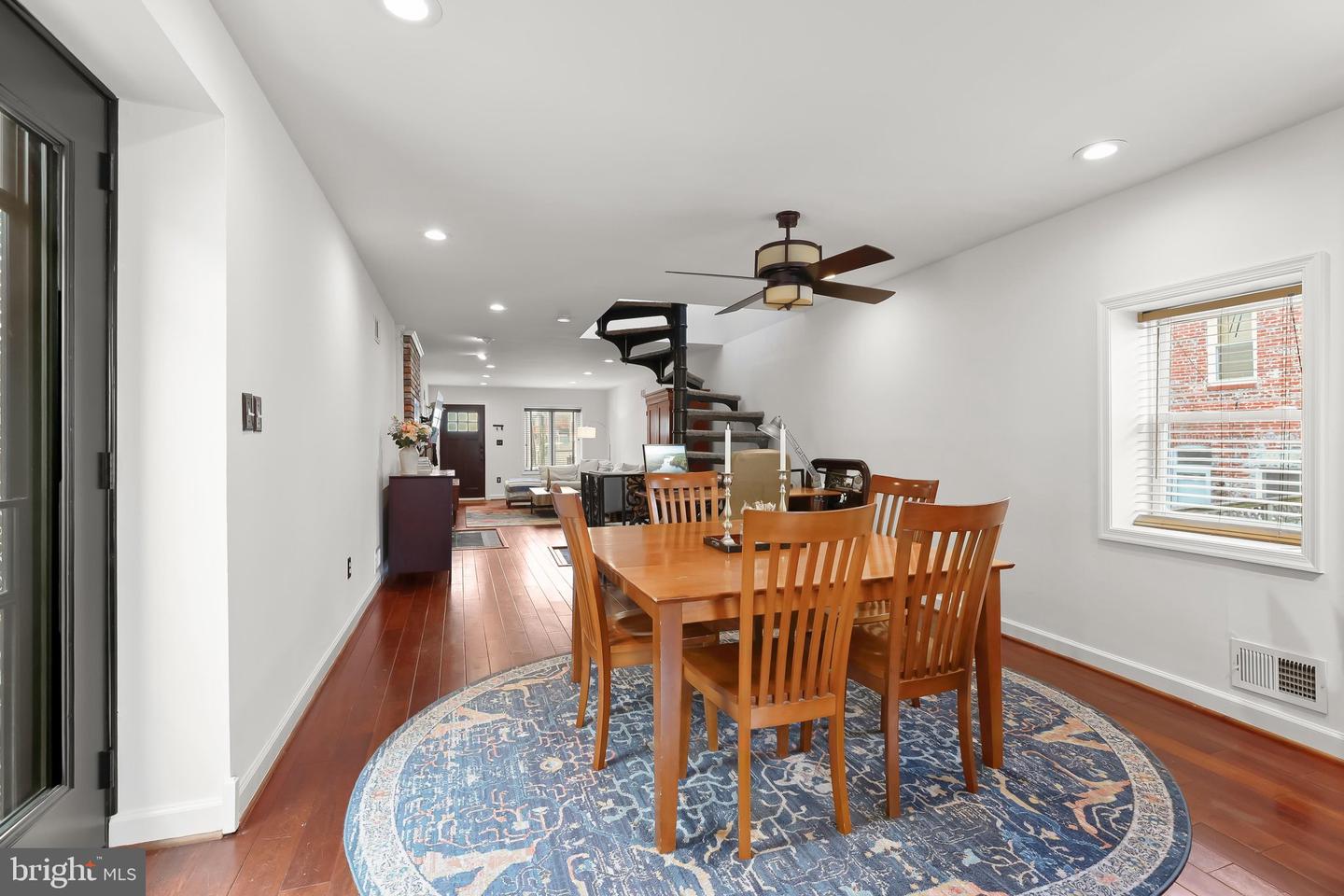 3200 E Lombard St Property Photo 19