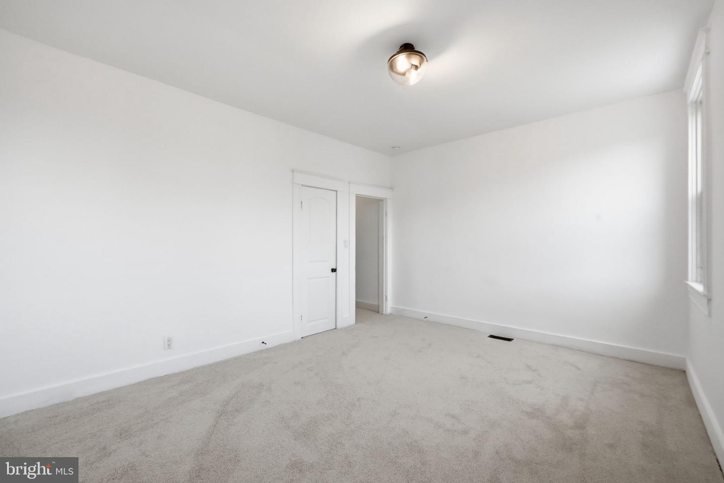 3920 6th St Property Photo 22