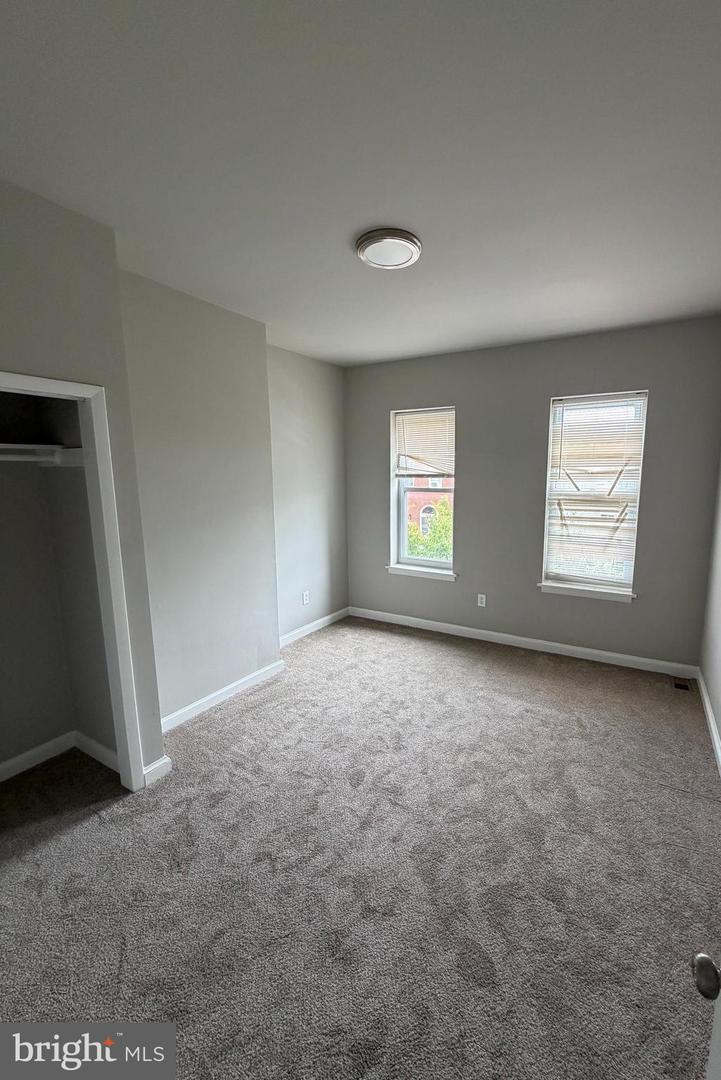 430 N Patterson Park Ave Property Photo 6