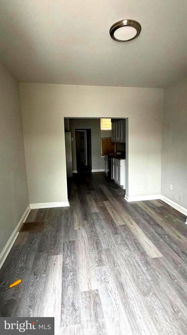 430 N Patterson Park Ave Property Photo 9