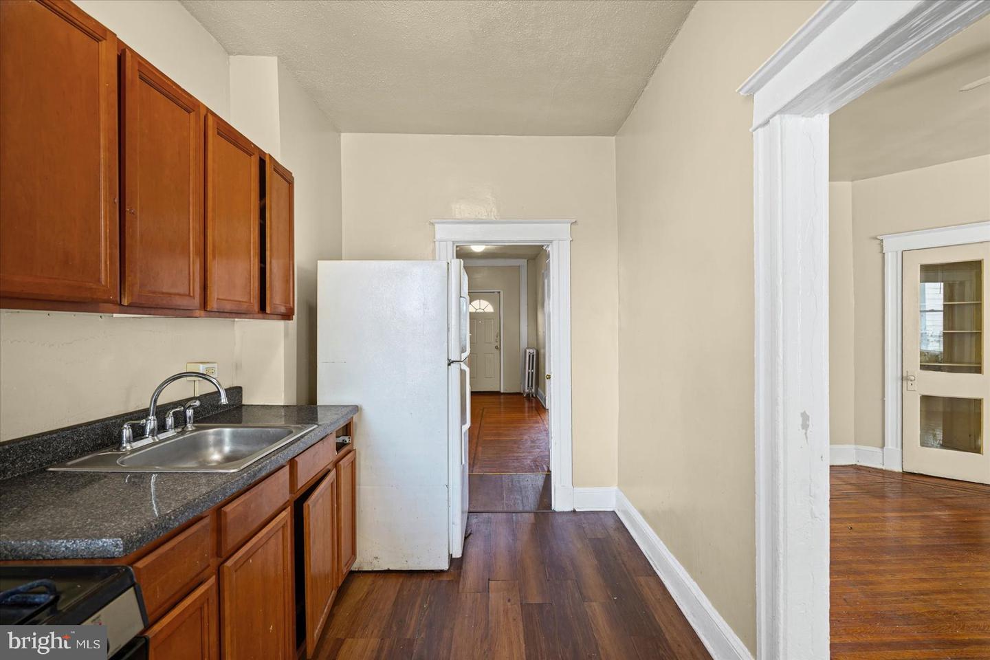5033 Denmore Ave Property Photo 12
