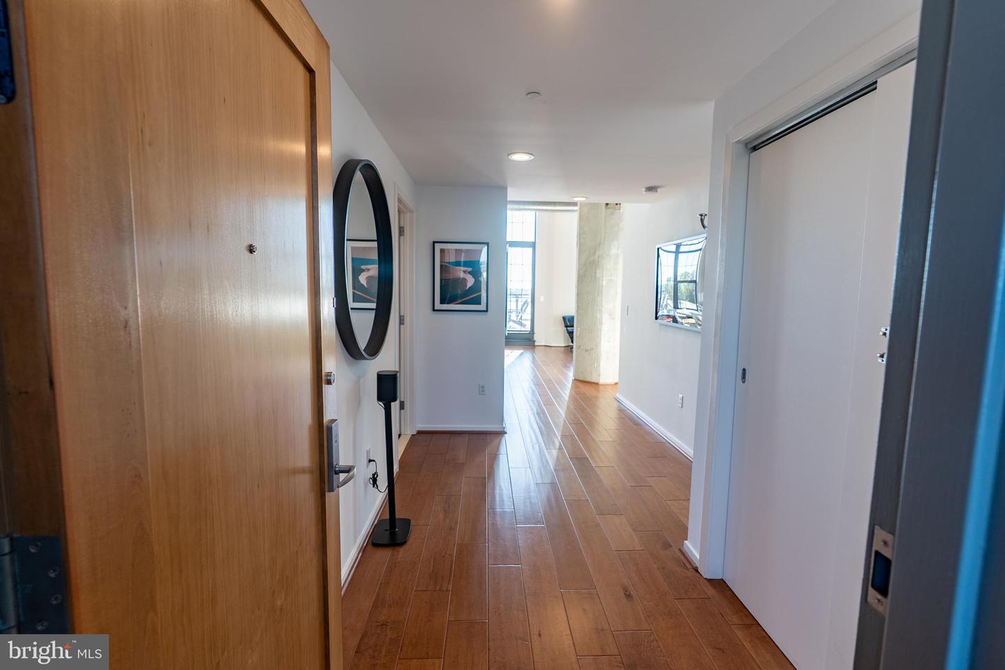 1200 Steuart St #1413 Property Photo 2