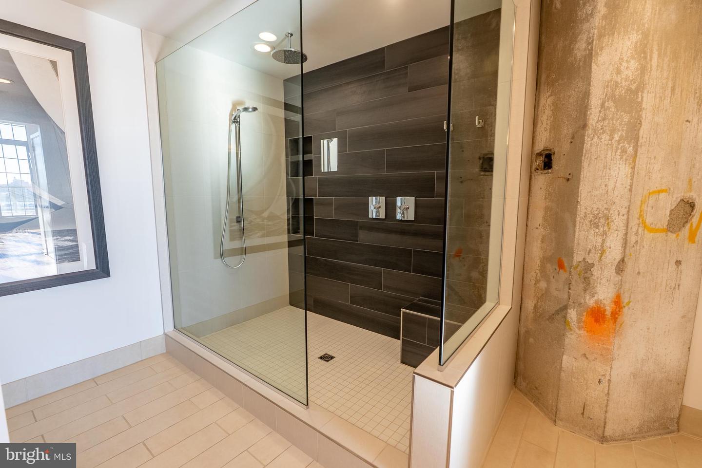 1200 Steuart St #1413 Property Photo 46