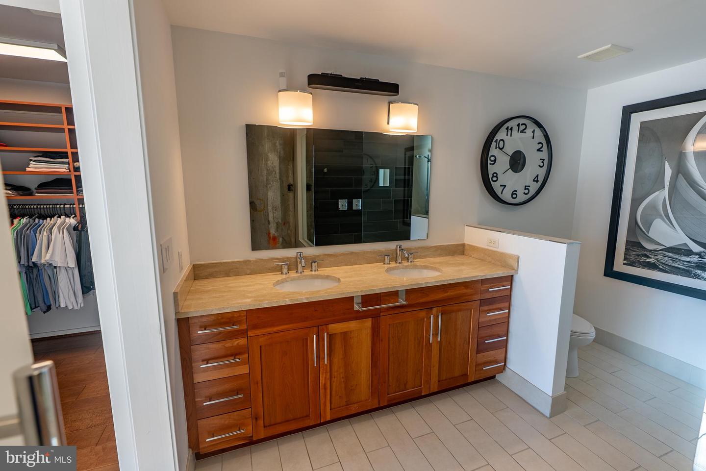1200 Steuart St #1413 Property Photo 47