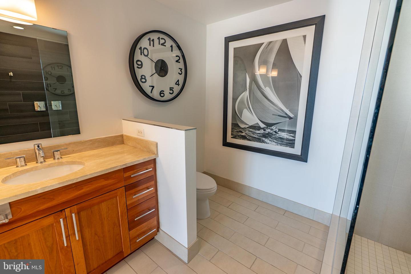 1200 Steuart St #1413 Property Photo 49