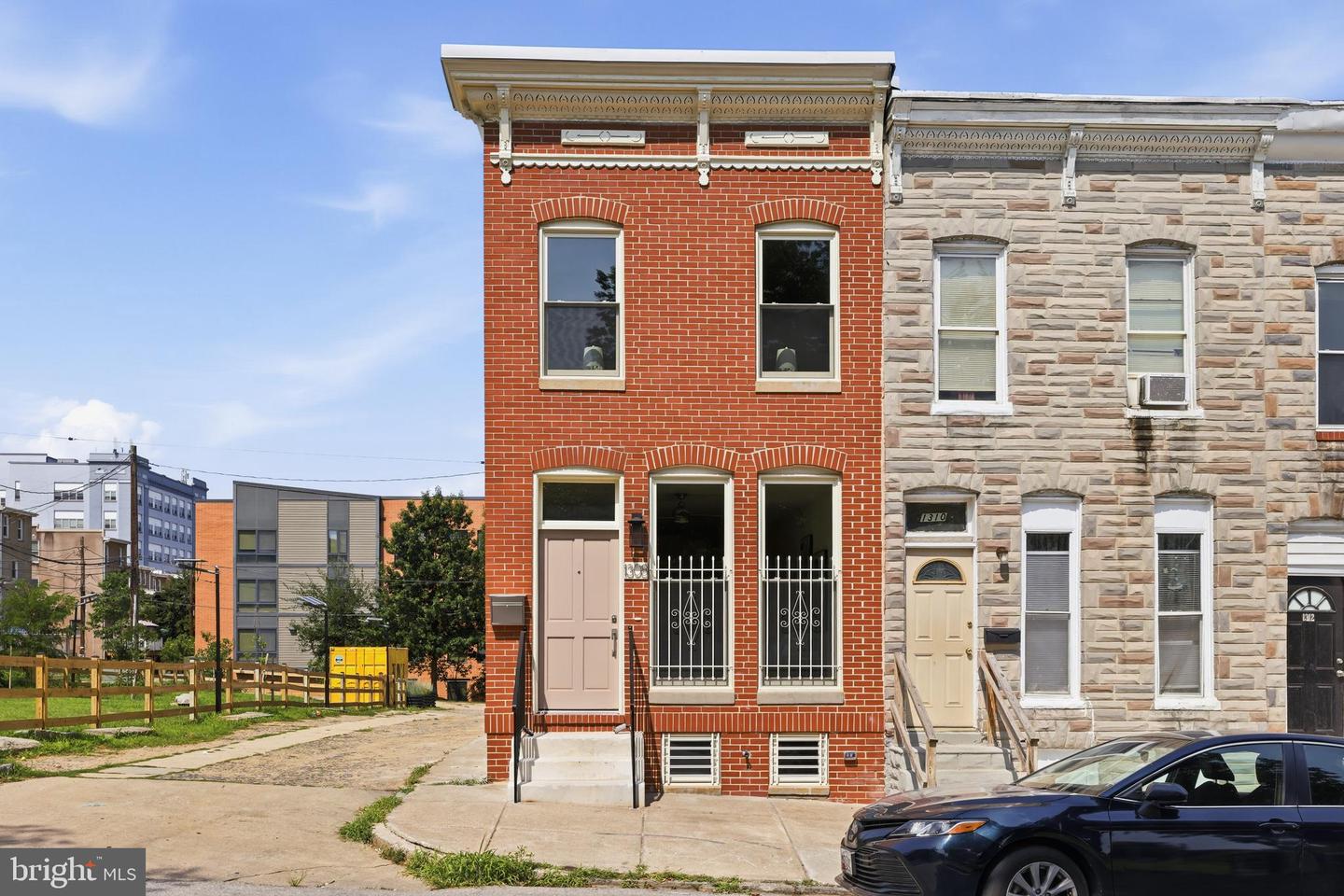 1308 Homewood Ave Property Photo 1