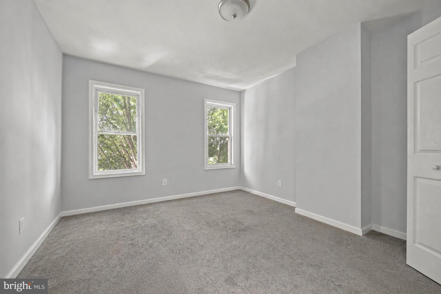 1633 N Patterson Park Ave Property Photo 13