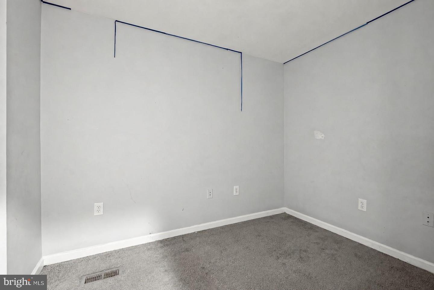 1633 N Patterson Park Ave Property Photo 17