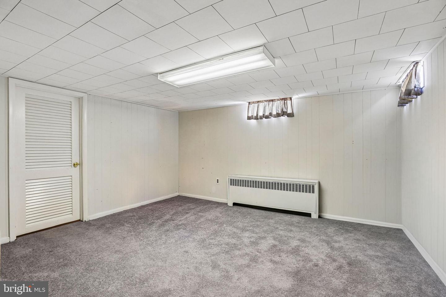 3649 Mactavish Ave Property Photo 15