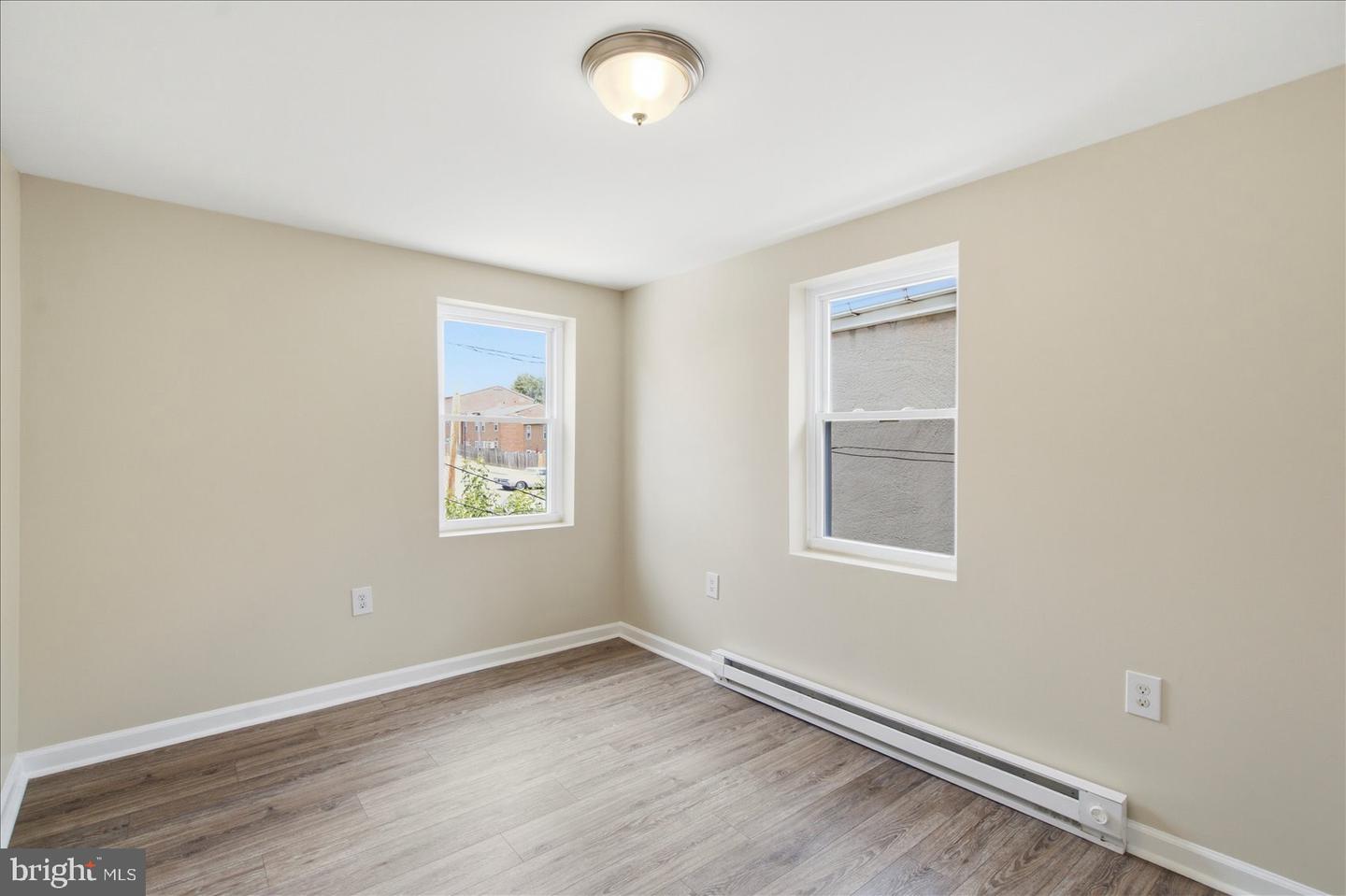 1224 E Eager St Property Photo 21