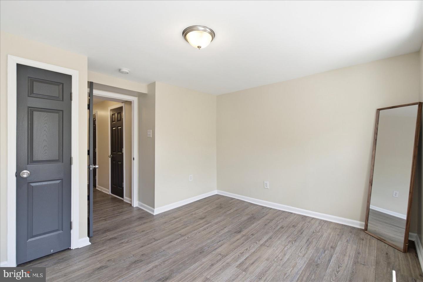 1224 E Eager St Property Photo 24