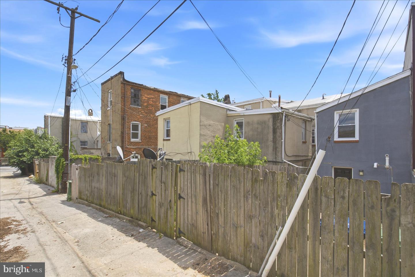 1224 E Eager St Property Photo 34