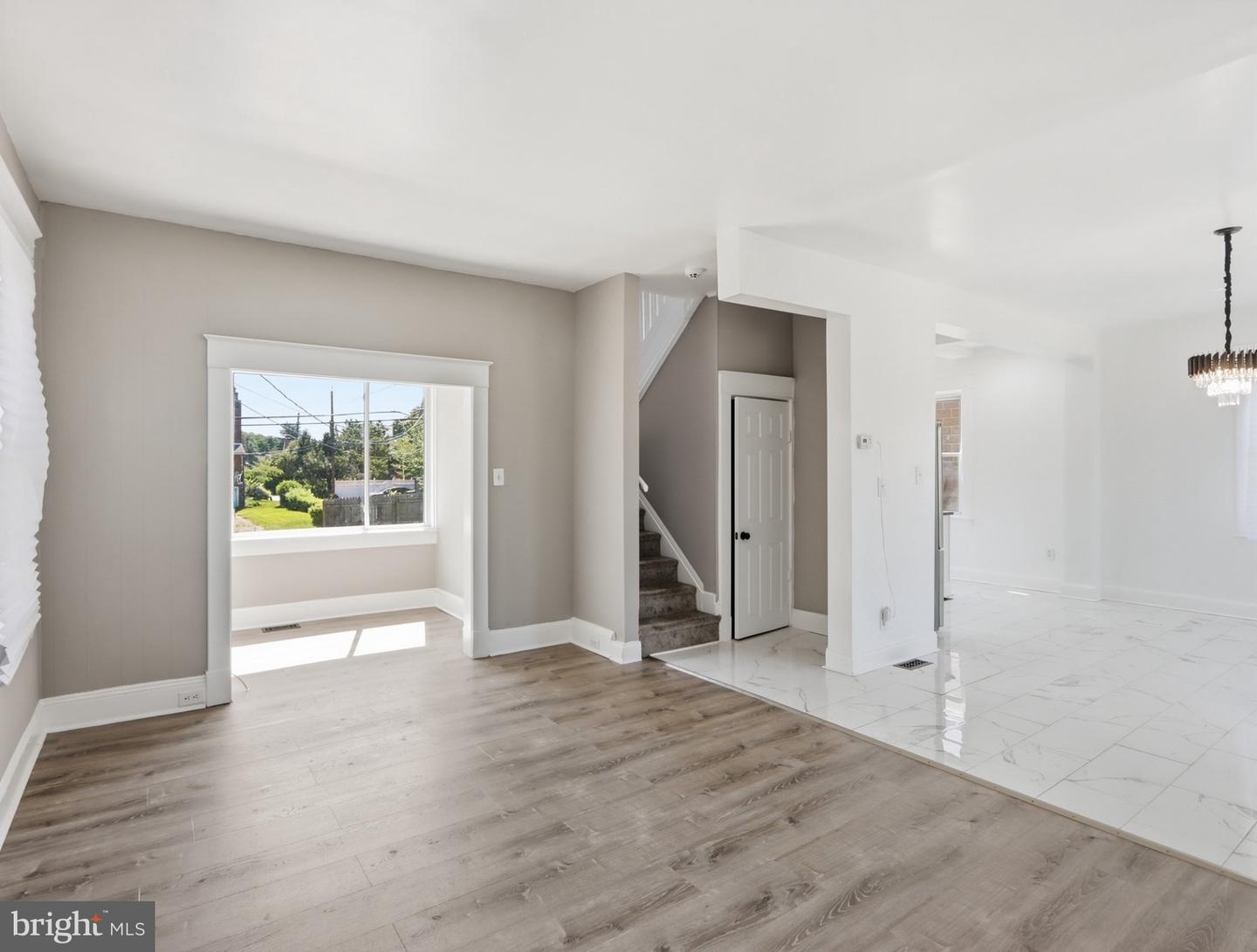 3605 Frankford Property Photo 5