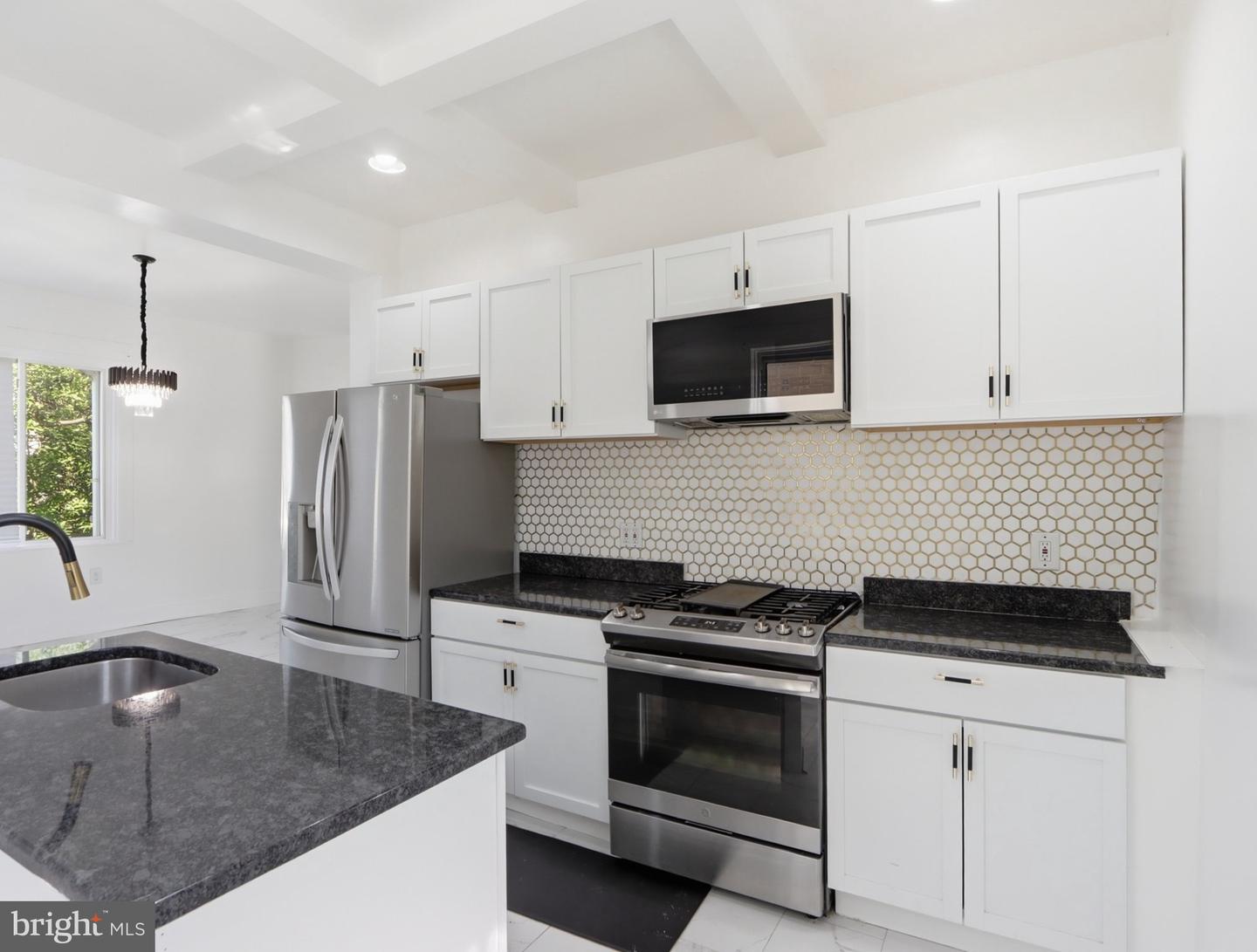 3605 Frankford Property Photo 8